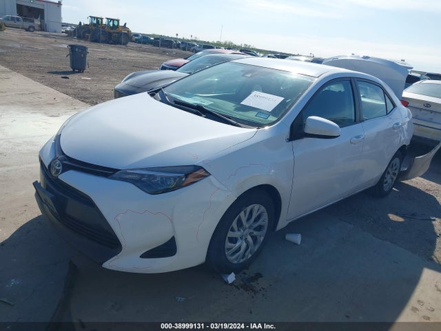 Toyota COROLLA LE 2019 5YFBURHE2KP899244 Image 2