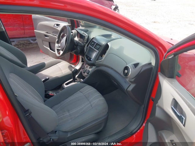 Chevrolet Sonic Lt Auto 2016 1G1JC5SH8G4103190 Image 5
