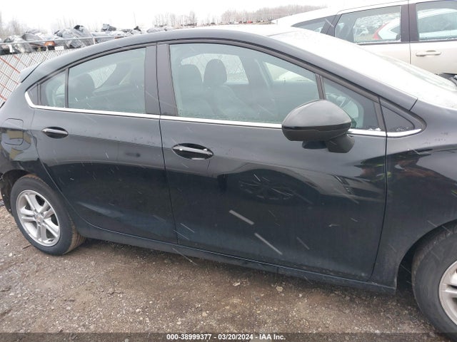 Chevrolet Cruze Lt Auto 2018 3G1BE6SM7JS520907 Image 13