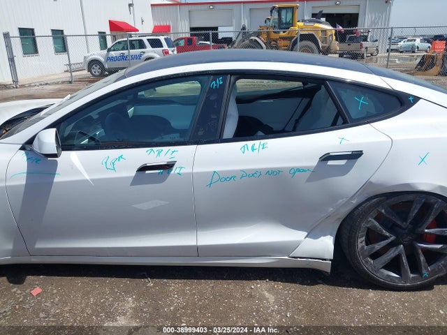 Tesla Model S Plaid Tri Motor All-wheel Drive 2023 5YJSA1E63PF524604 Image 14