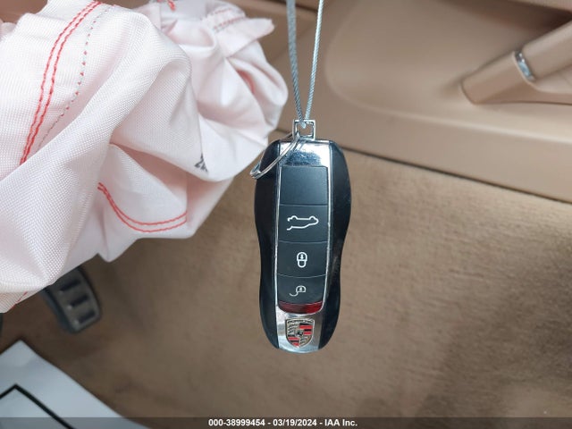 2011 PORSCHE CAYENNE WP1AB2A22BLA54250 Photo 10