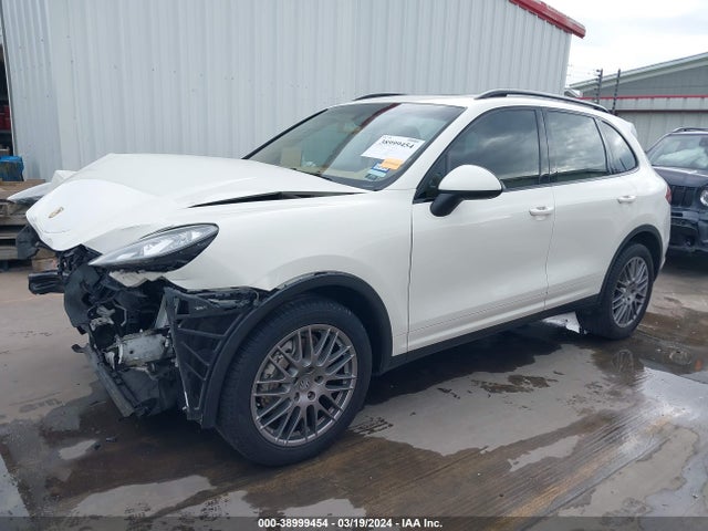 2011 PORSCHE CAYENNE WP1AB2A22BLA54250 Photo 1