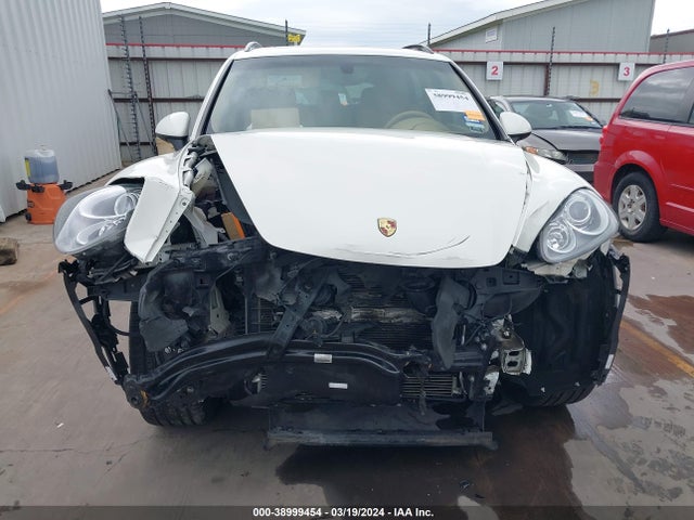2011 PORSCHE CAYENNE WP1AB2A22BLA54250 Photo 5