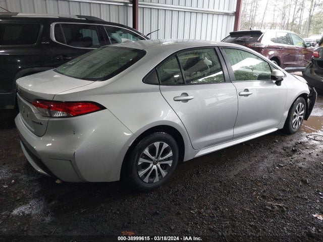 Toyota Corolla Hybrid Le 2022 JTDEAMDE6NJ043565 Image 4