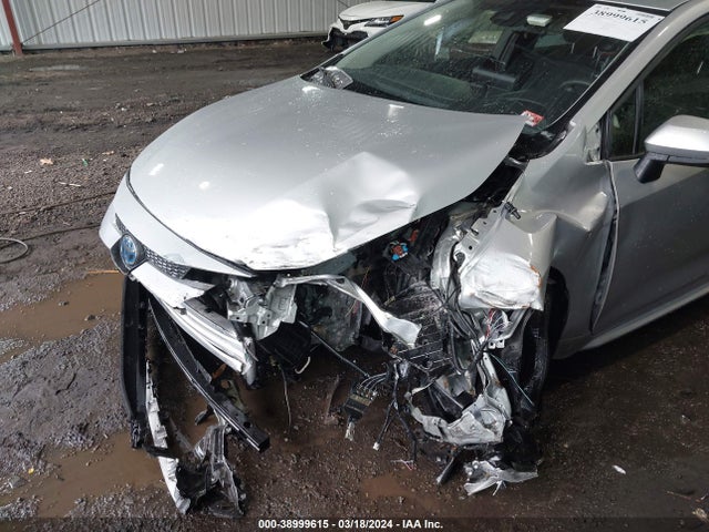 Toyota Corolla Hybrid Le 2022 JTDEAMDE6NJ043565 Image 6