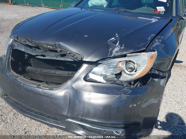 1C3CCBCG4EN179327 Chrysler 200 Limited