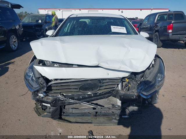 Hyundai SONATA SE 2019 5NPE24AF7KH745067 Image 13
