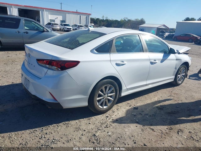 Hyundai SONATA SE 2019 5NPE24AF7KH745067 Image 4