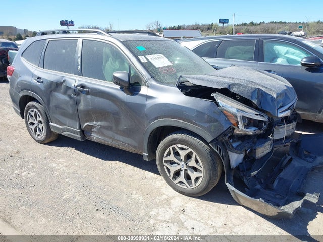 Subaru Forester Premium 2021 JF2SKAFC5MH441481 Image 1