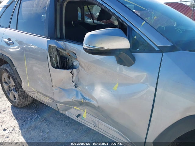 Toyota Rav4 Xle 2022 2T3W1RFV3NW192676 Image 18