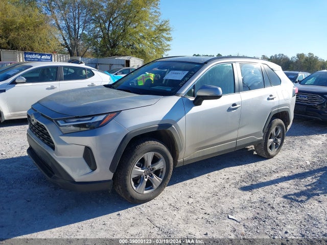 Toyota Rav4 Xle 2022 2T3W1RFV3NW192676 Image 2