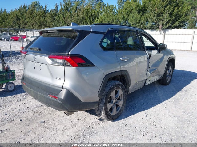 Toyota Rav4 Xle 2022 2T3W1RFV3NW192676 Image 4