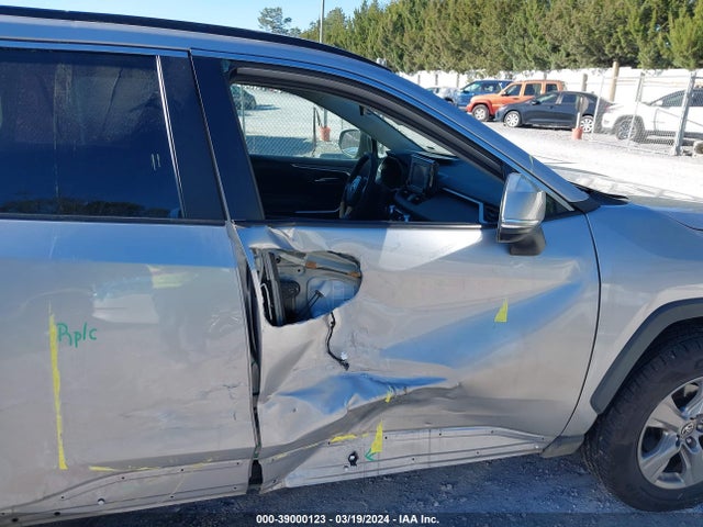 Toyota Rav4 Xle 2022 2T3W1RFV3NW192676 Image 6