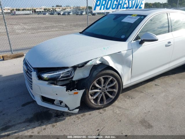 WAUHMAF47KN004363 Audi A4 40 Premium