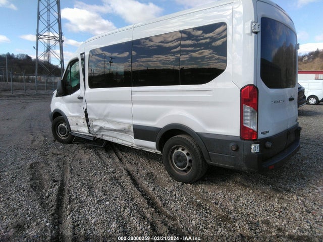 Ford Transit-150 2016 1FTYE2CM1GKA18942 Image 3