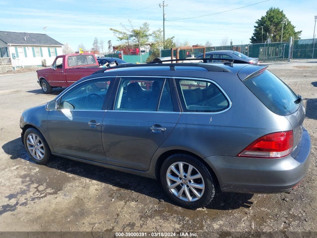 2012 Volkswagen Jetta Sportwagen 2.5l Se მანქანა იყიდება აუქციონზე, vin: 3VWPP7AJ5CM669065, აუქციონის ნომერი: 39000391