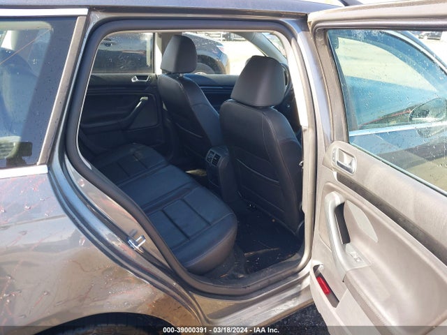 2012 Volkswagen Jetta Sportwagen 2.5l Se მანქანა იყიდება აუქციონზე, vin: 3VWPP7AJ5CM669065, აუქციონის ნომერი: 39000391