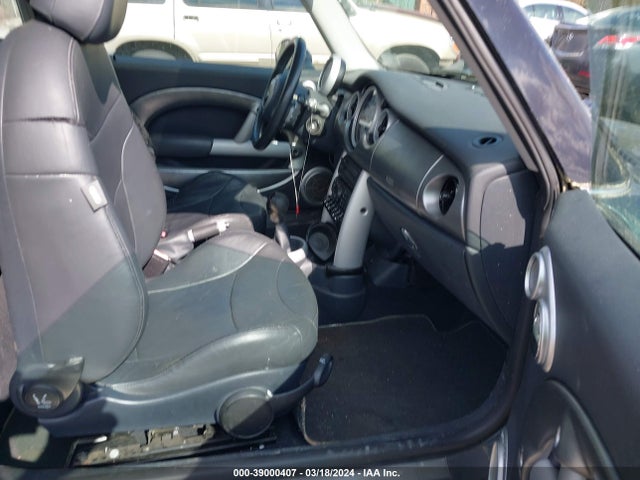 2004 MINI COOPER S WMWRE33474TD82086 Photo 4