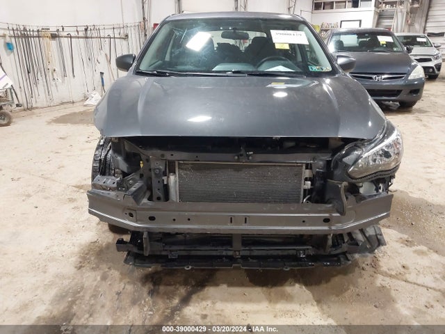 Subaru Impreza 2.0i 2018 4S3GTAA66J3749741 Image 12
