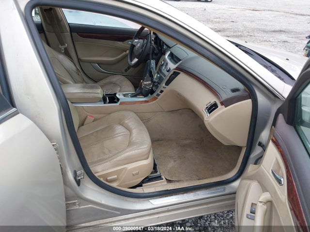 39000547 :رقم المزاد ، 1G6DF577380212308 vin ، 2008 Cadillac Cts Rwd W/1sa مزاد بيع