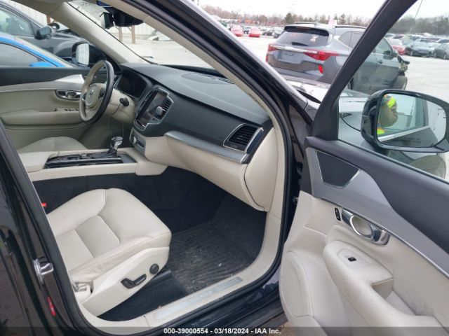 YV4A22PK6H1107140 Volvo Xc90 T6 Momentum