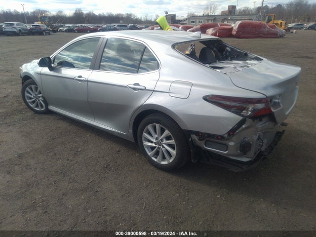 Toyota CAMRY LE 2022 4T1R11AK0NU700431 Image 3