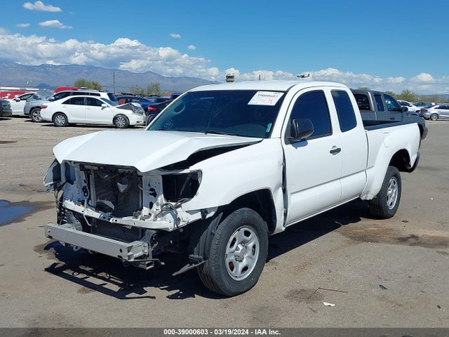 Toyota Tacoma 2015 5TFTX4CN9FX061984 Image 2