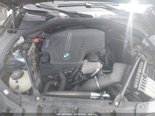 WBA5A5C55GG351055 BMW 528I