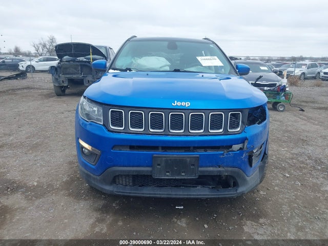 Jeep Compass Latitude 4x4 2018 3C4NJDBB2JT328131 Image 12
