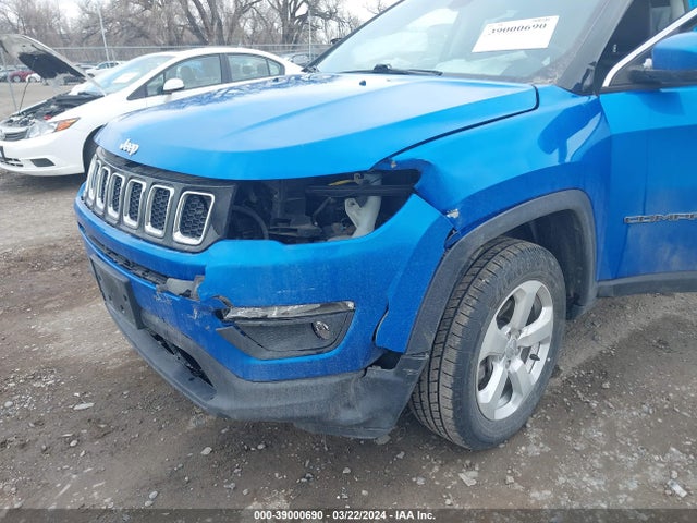 Jeep Compass Latitude 4x4 2018 3C4NJDBB2JT328131 Image 6