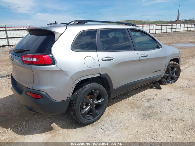 1C4PJLCB9FW722308 Jeep Cherokee Latitude Altitude