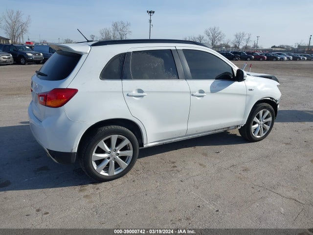 4A4AR4AW3FE037181 Mitsubishi Outlander Sport Gt