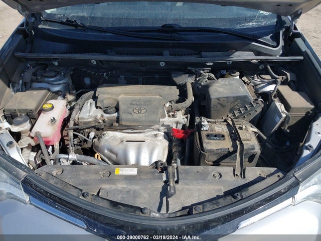 Toyota Rav4 Xle 2018 2T3RFREV0JW698105 Image 10