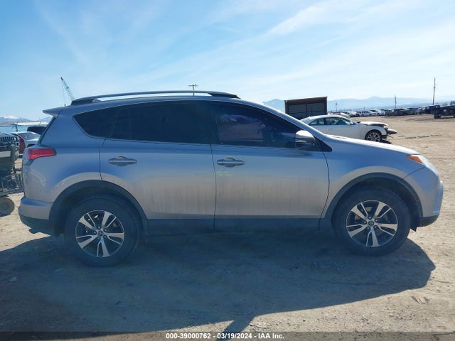 Toyota Rav4 Xle 2018 2T3RFREV0JW698105 Image 13
