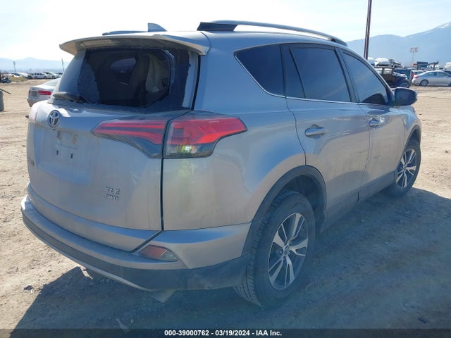 Toyota Rav4 Xle 2018 2T3RFREV0JW698105 Image 4