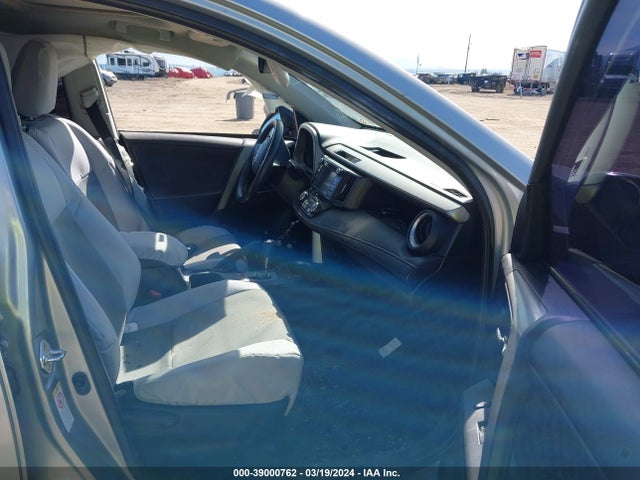Toyota Rav4 Xle 2018 2T3RFREV0JW698105 Image 5