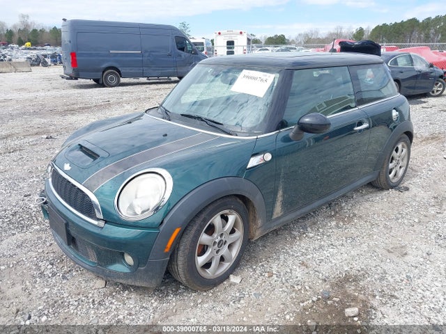 2010 MINI COOPER S WMWMF7C51ATX43473 Photo 1