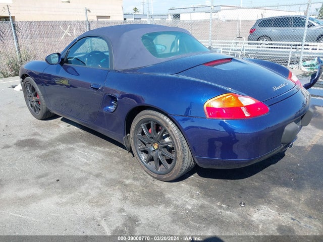2001 PORSCHE BOXSTER WP0CB29801U660724 Photo 2