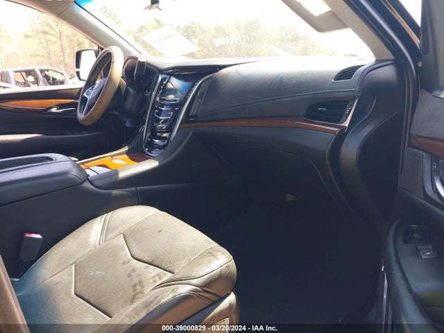 1GYS3HKJ7JR311288 Cadillac Escalade Esv Luxury