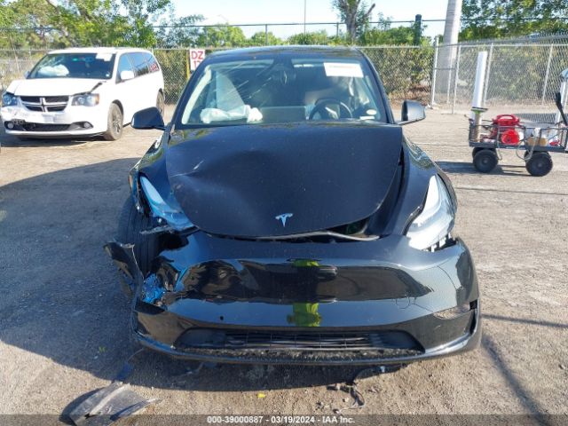 7SAYGDEF6NF313262 Tesla Model Y Performance Dual Motor All-wheel Drive