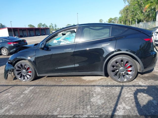 7SAYGDEF6NF313262 Tesla Model Y Performance Dual Motor All-wheel Drive