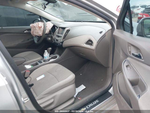 Chevrolet Cruze Ls Auto 2018 1G1BC5SM3J7104142 Image 5