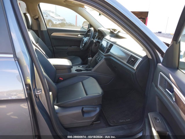 1V2WR2CA8KC598595 Volkswagen Atlas 3.6l V6 Se W/technology