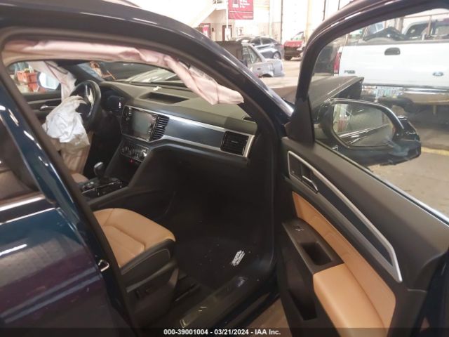 1V2FE2CA9NC203193 Volkswagen Atlas Cross Sport 3.6l V6 Sel Premium R-line