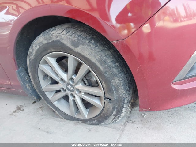Hyundai SONATA ECO 2015 5NPE24AA4FH155600 Image 6