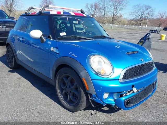 2011 MINI COOPER S WMWSV3C56BTY21640 Photo 0