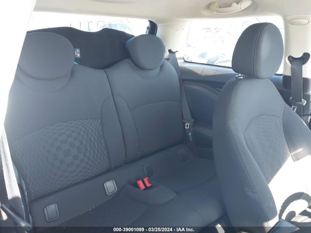 2011 MINI COOPER S WMWSV3C56BTY21640 Photo 7