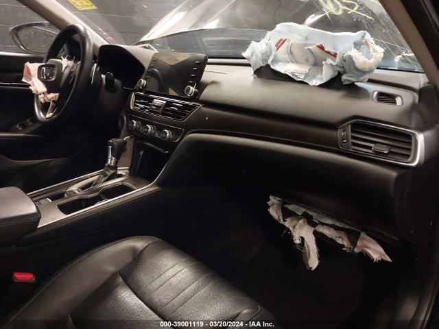 Honda Accord Touring 2018 1HGCV1F95JA171267 Image 5
