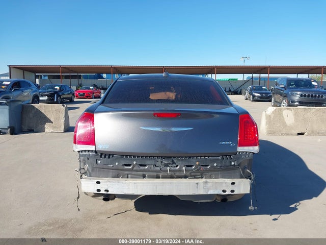 Chrysler 300C 2016 2C3CCAEG3GH343332 Image 18