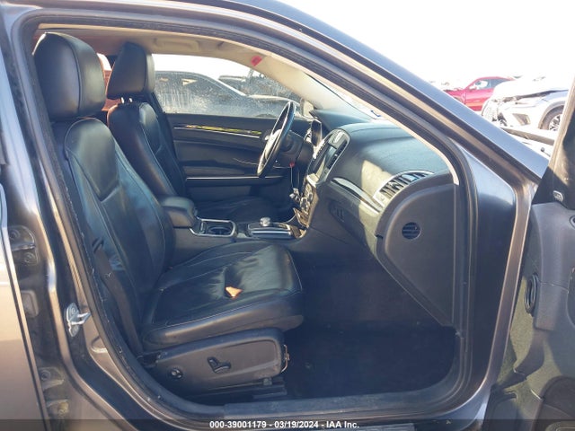 Chrysler 300C 2016 2C3CCAEG3GH343332 Image 5